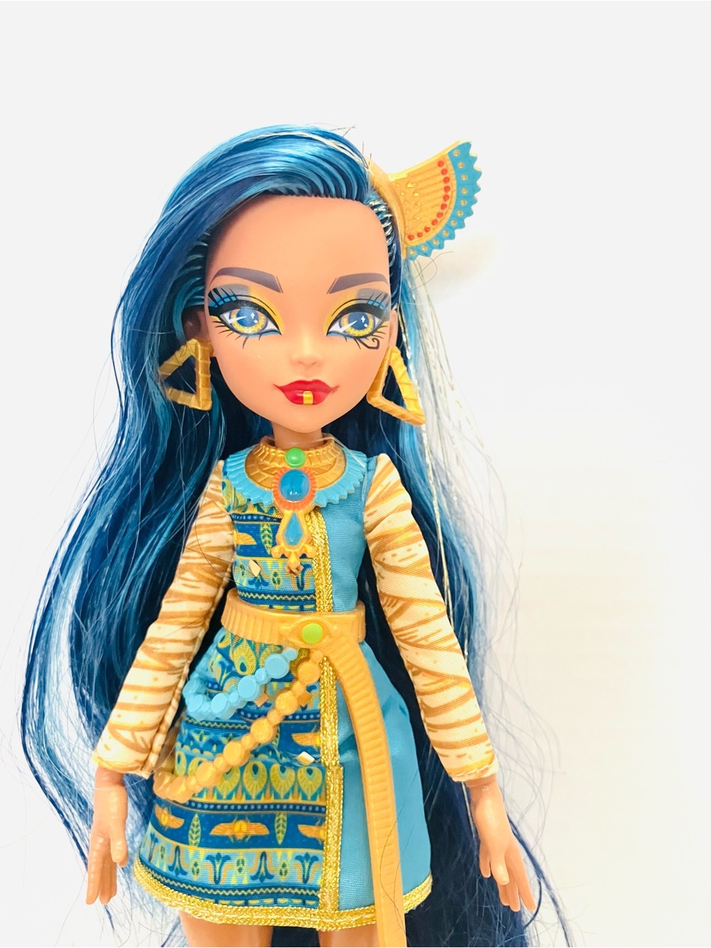 Monster High G3 Cleo De Nile Fashion Doll Some Accessories Read